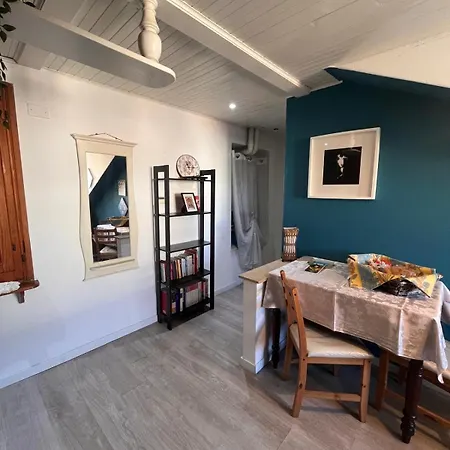 Mansarda Nel Centro Di Apartmán